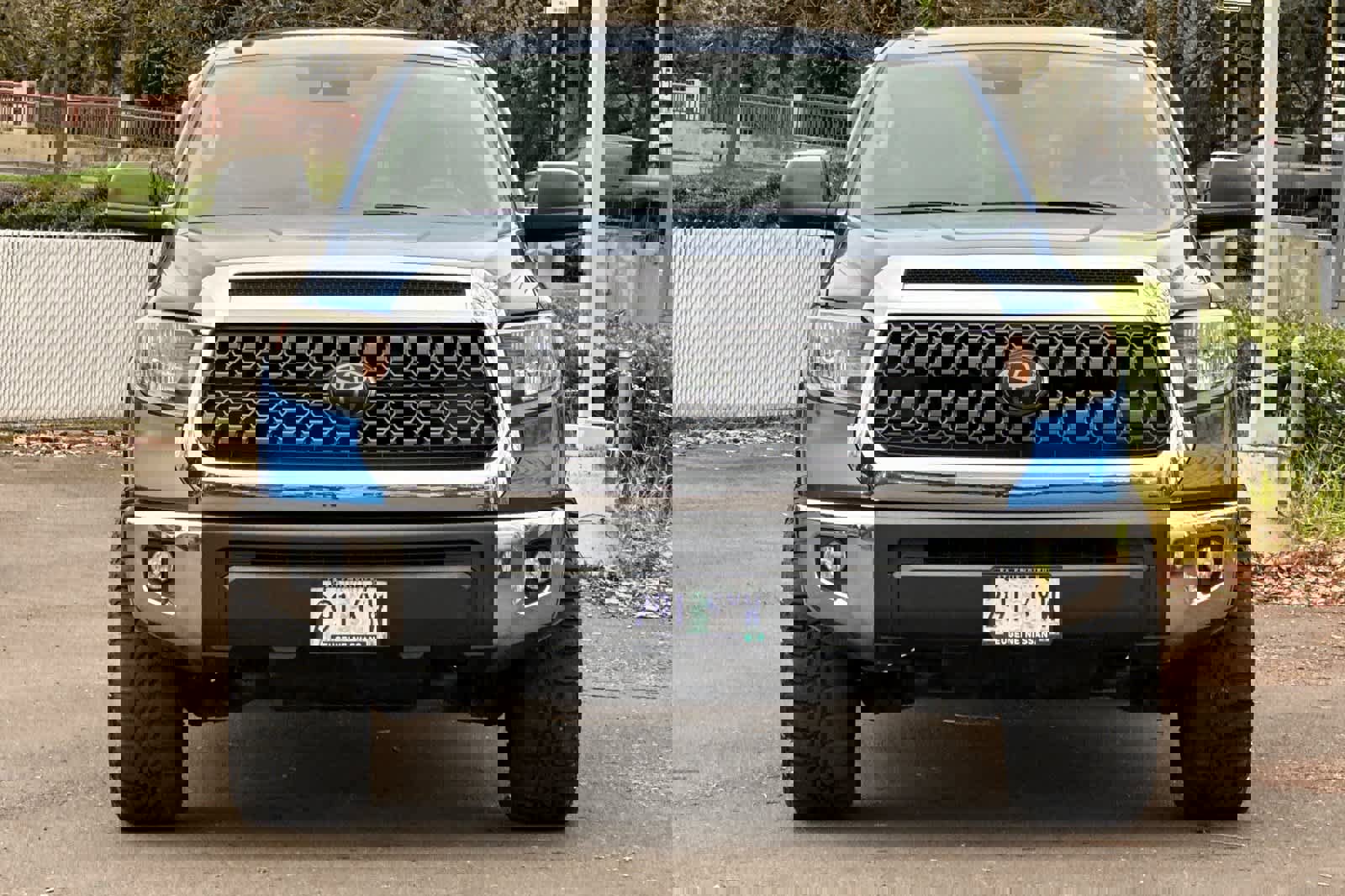 Used 2018 Toyota Tundra SR5 w/ SR5 Upgrade Package image 10