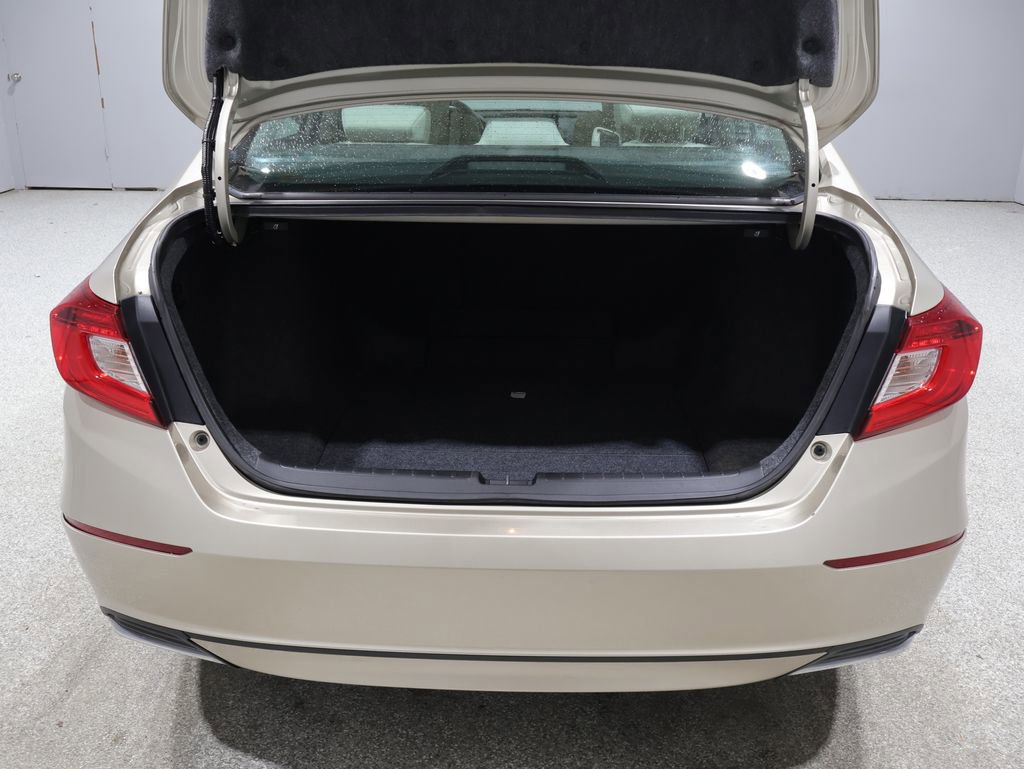 Used 2018 Honda Accord EX image 20