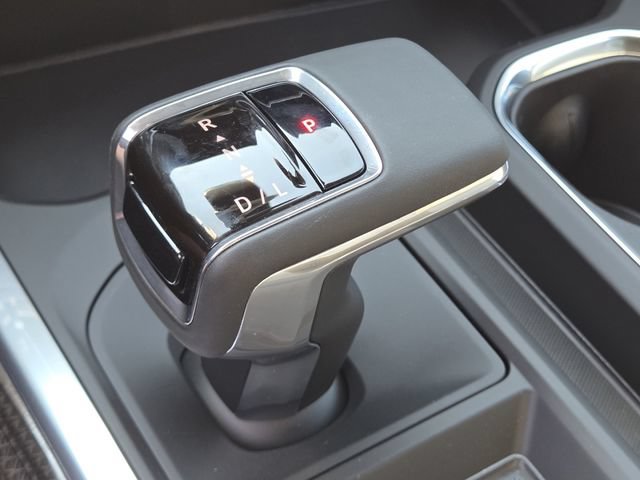 New 2026 Chevrolet Silverado 1500 RST w/ Dark Appearance Package AWD/4WD image 30