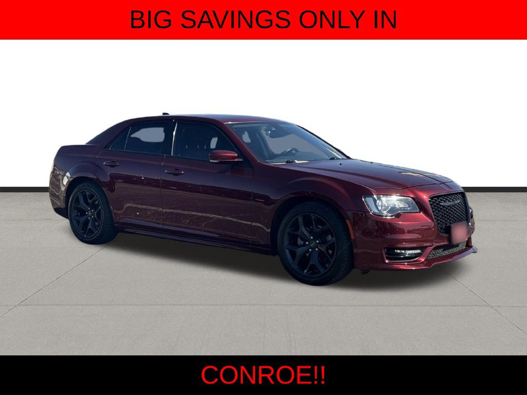 Used 2022 Chrysler 300 Touring L w/ Popular Equipment Group RWD image 3