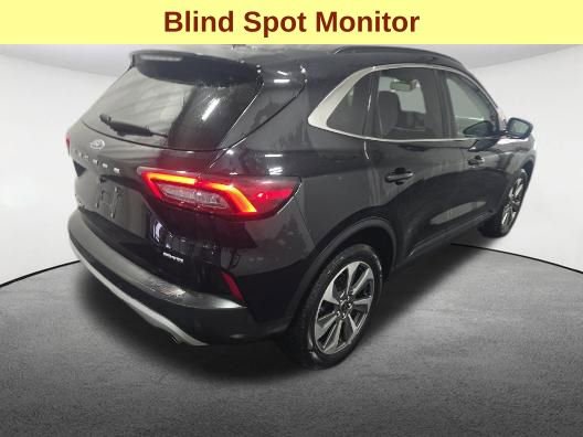Used 2024 Ford Escape Platinum image 5