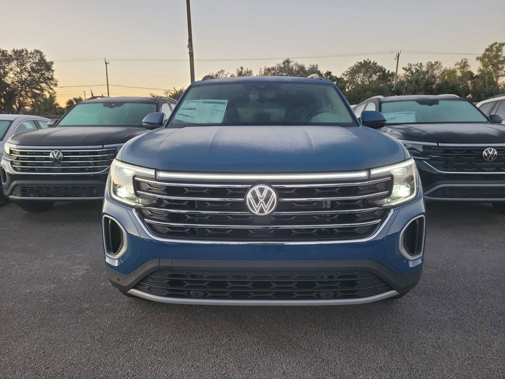 New 2026 Volkswagen Atlas SE image 2