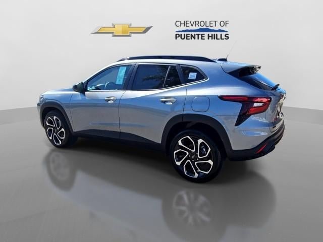 New 2026 Chevrolet Trax RS w/ Sunroof Package FWD image 6
