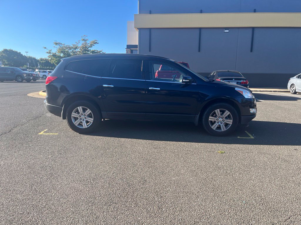 Used 2011 Chevrolet Traverse LT w/ Personal Connectivity Package FWD image 8