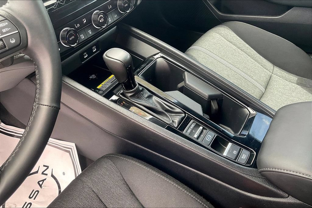 Used 2025 Honda Accord Sport image 15