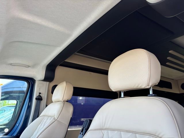 Used 2021 RAM ProMaster 2500 w/ Premium Appearance Group FWD image 18