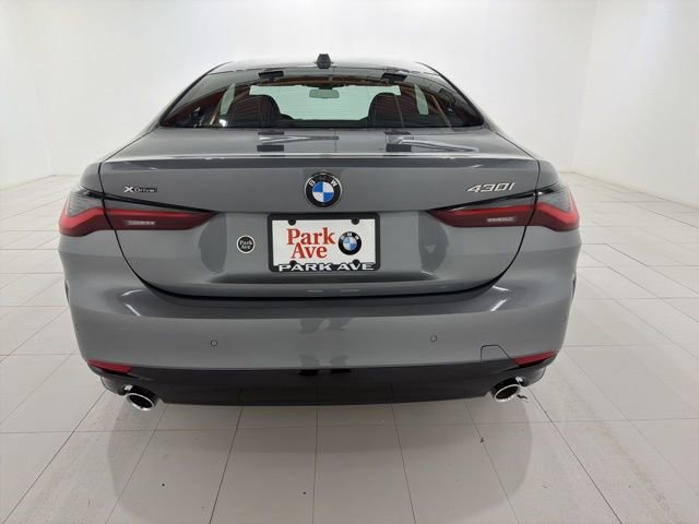 Used 2026 BMW 430i xDrive Coupe w/ Premium Package AWD/4WD image 4