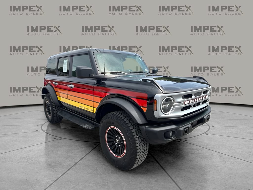 Used 2025 Ford Bronco Big Bend w/ Black Diamond Package AWD/4WD image 4