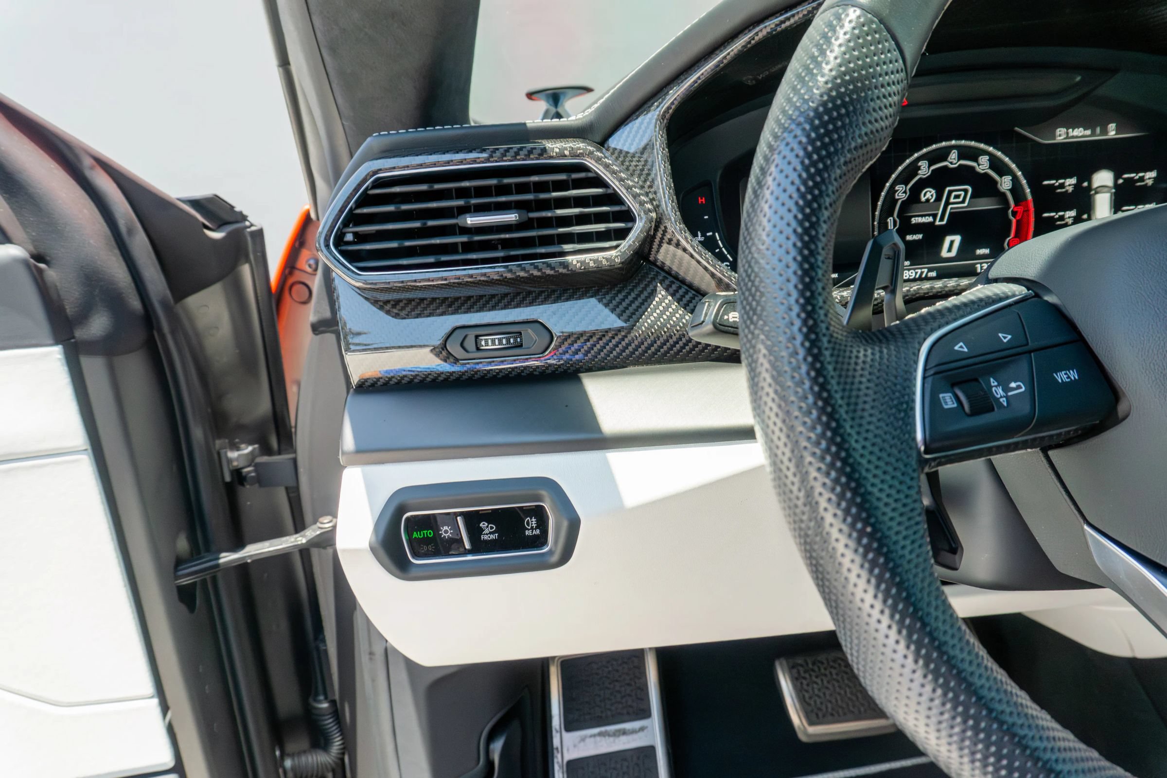 Used 2023 Lamborghini Urus S AWD/4WD image 73