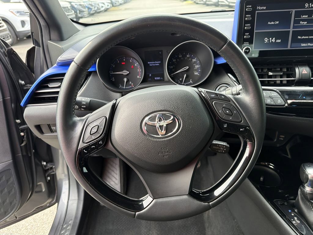 Used 2020 Toyota C-HR XLE image 22