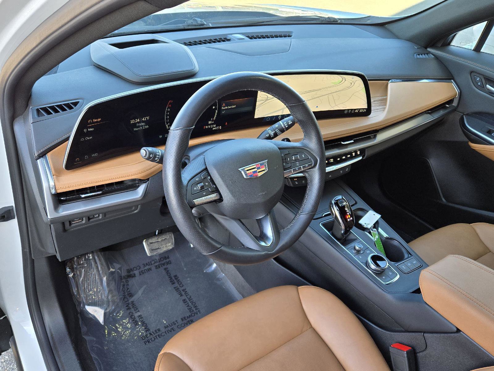 Used 2024 Cadillac XT4 Sport image 5