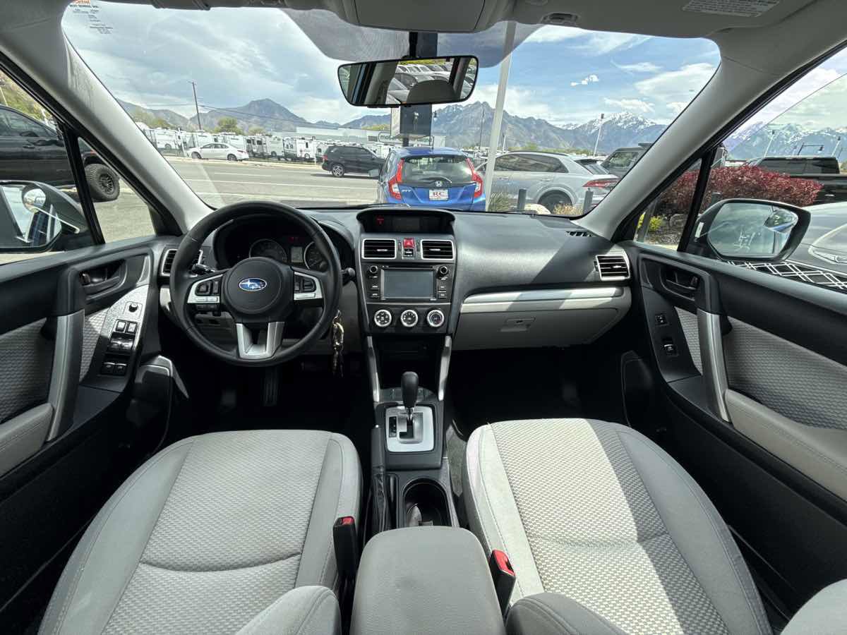 Used 2018 Subaru Forester 2.5i w/ Alloy Wheel Package AWD/4WD image 13