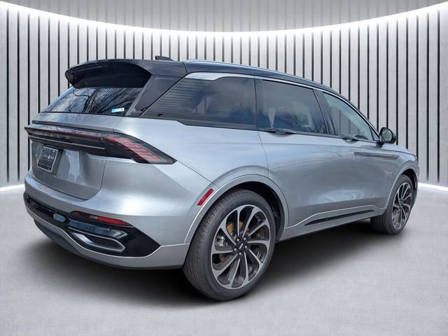 New 2026 Lincoln Nautilus Black Label image 3