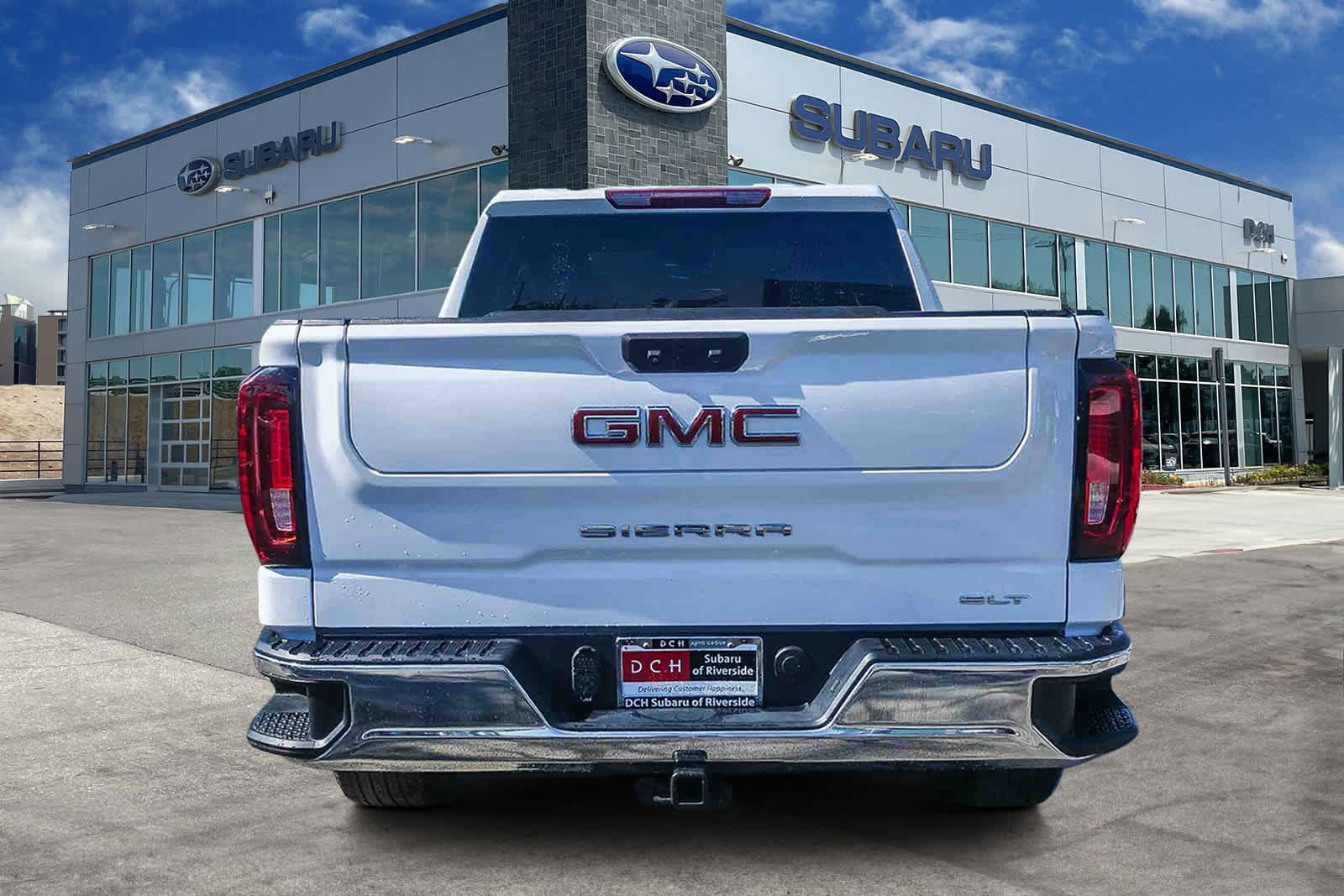 Used 2024 GMC Sierra 1500 SLT image 5