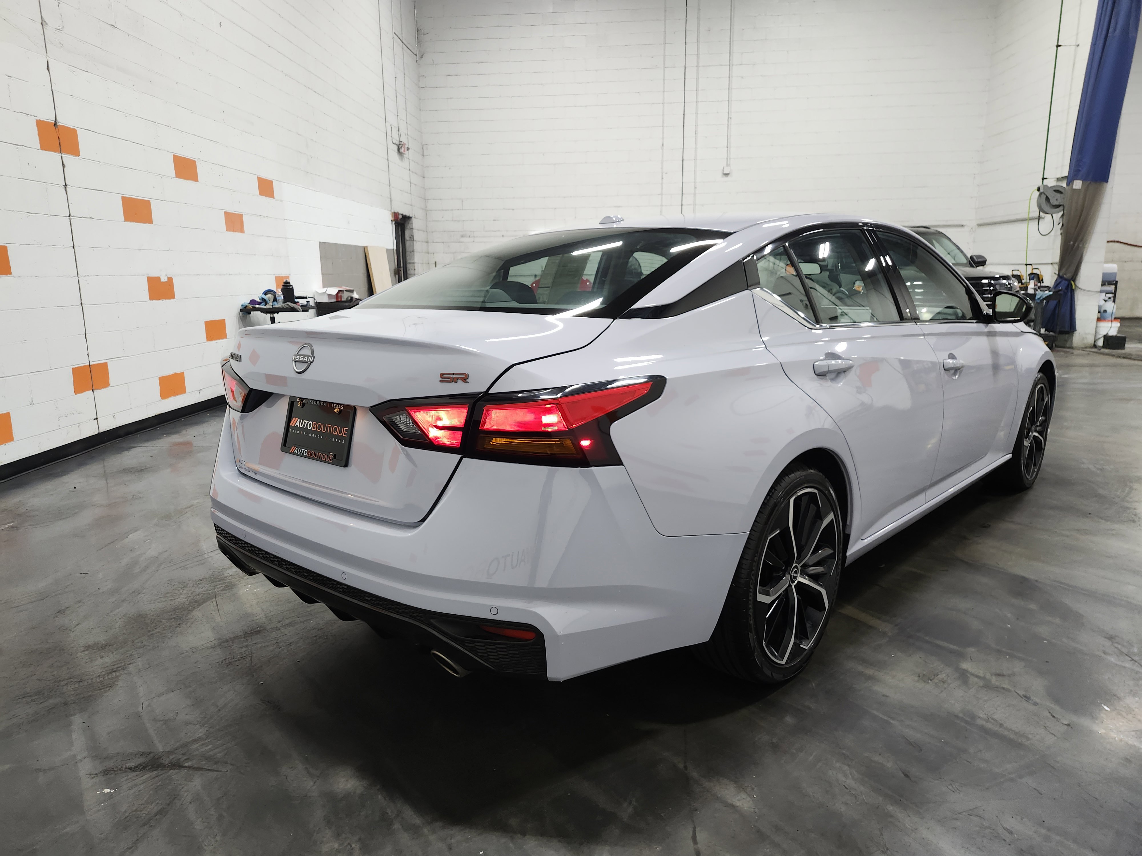 Used 2024 Nissan Altima 2.5 SR image 10