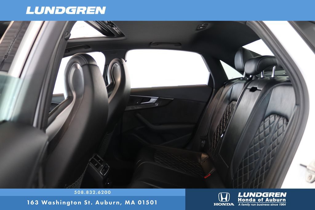 Used 2019 Audi S4 Premium Plus w/ Premium Plus Package AWD/4WD image 16