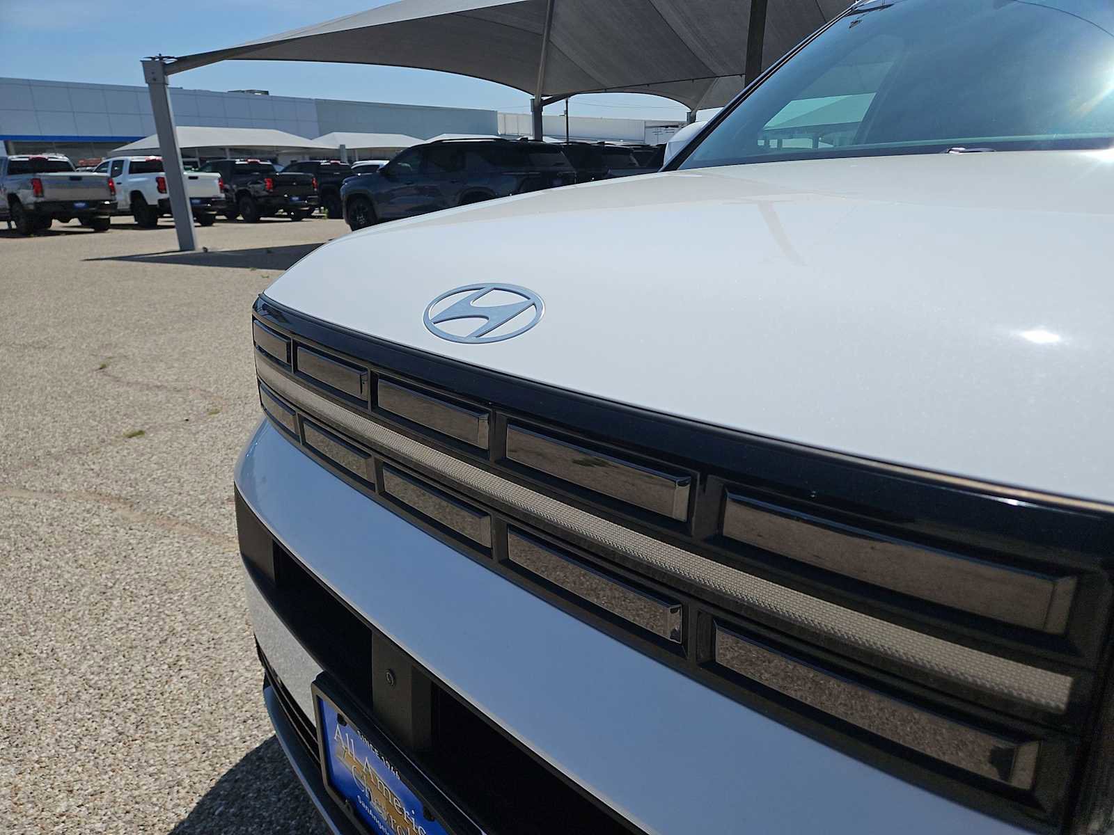 Used 2025 Hyundai Santa Fe Limited FWD image 13