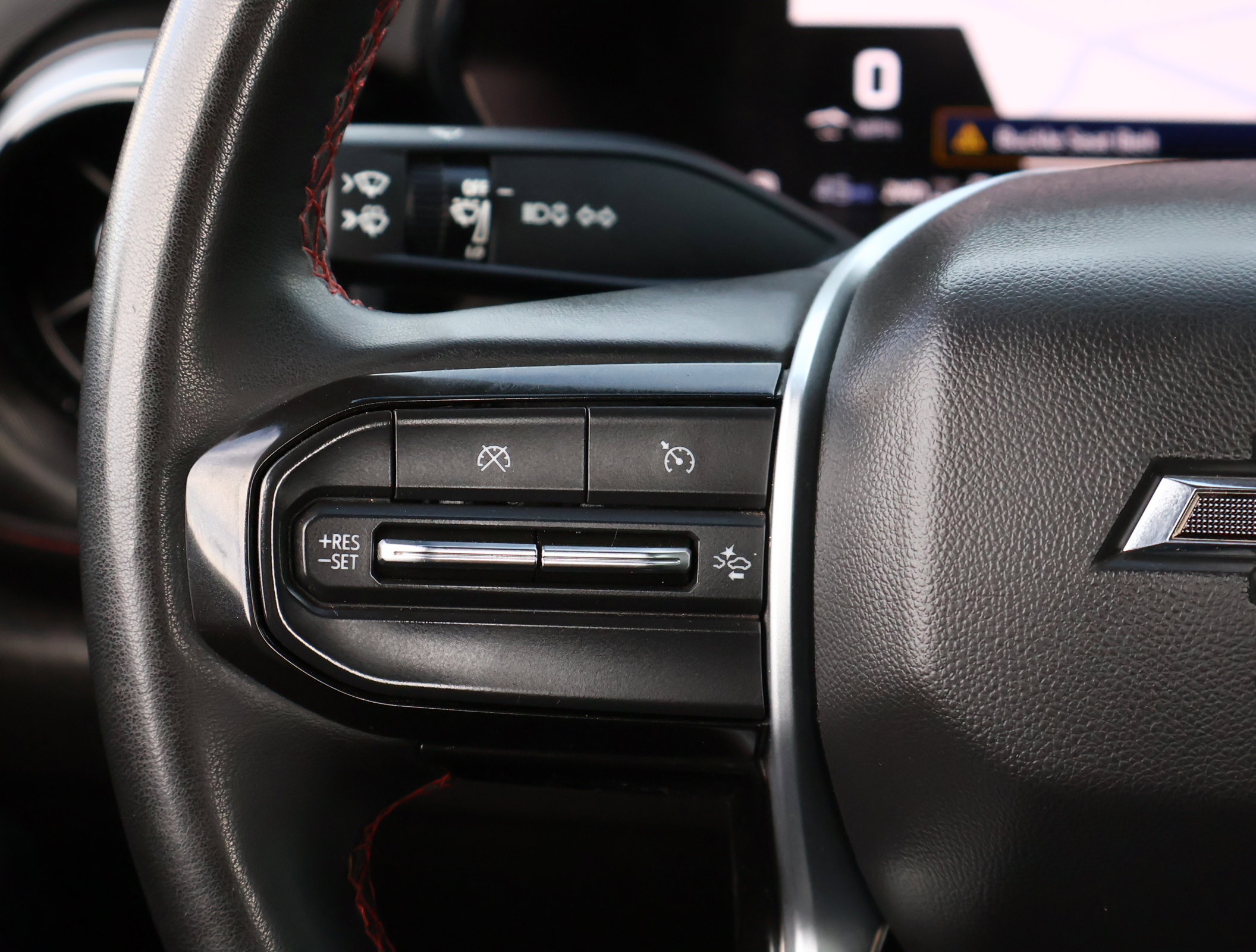 Used 2024 Chevrolet Colorado Z71 w/ Z71 Convenience Package 2 image 13