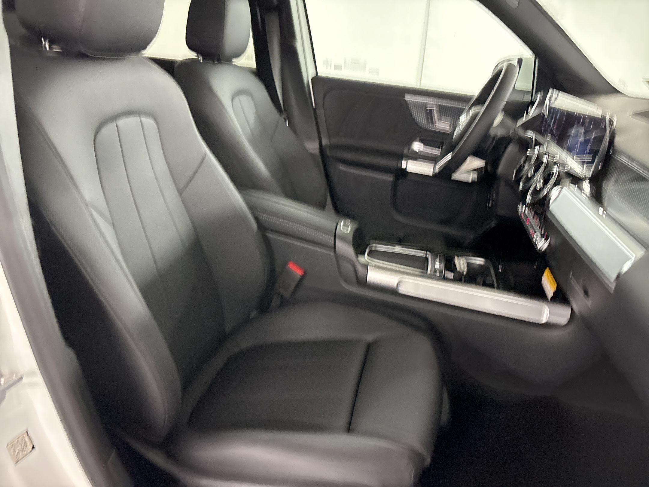 Certified 2026 Mercedes-Benz GLB 250 image 36