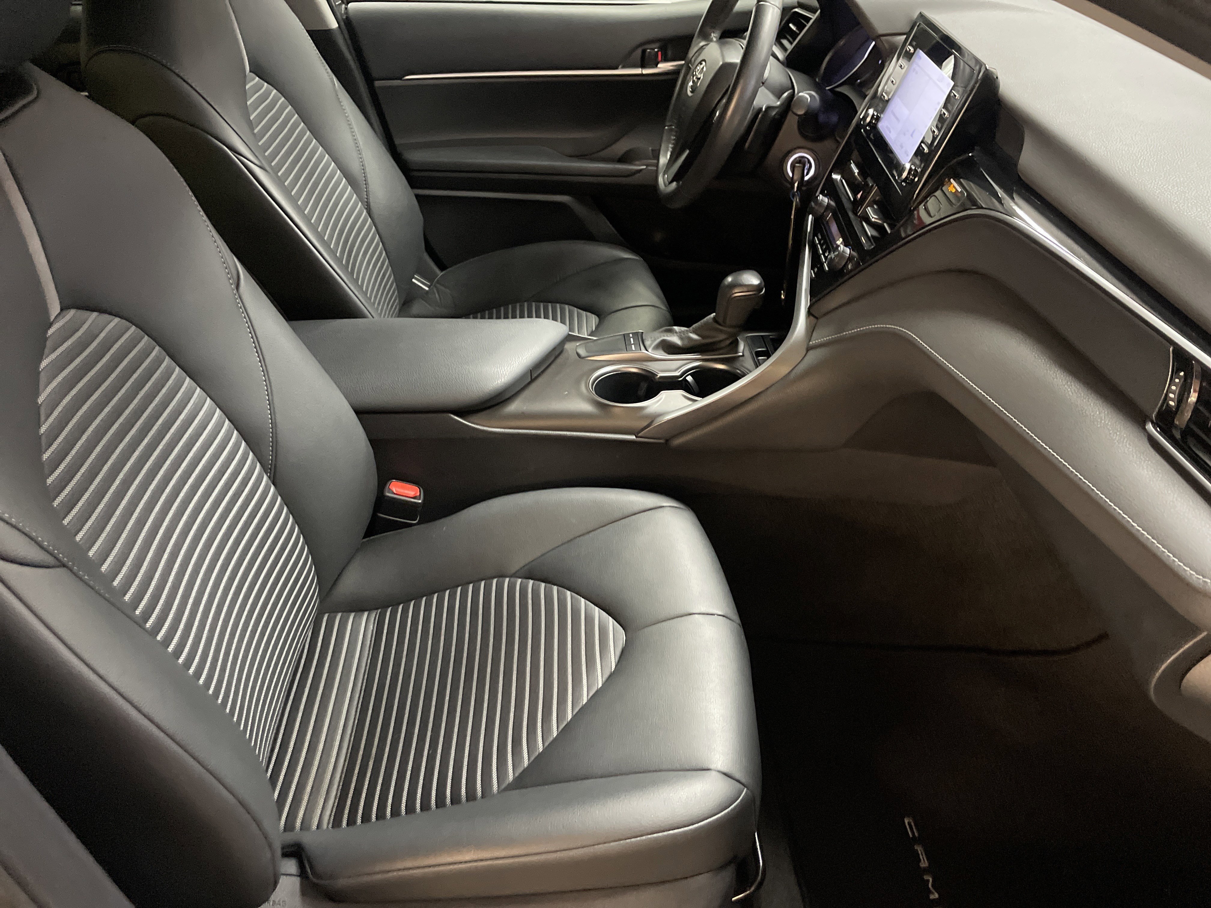 Used 2023 Toyota Camry SE FWD image 35