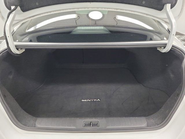 Certified 2021 Nissan Sentra SV FWD image 40