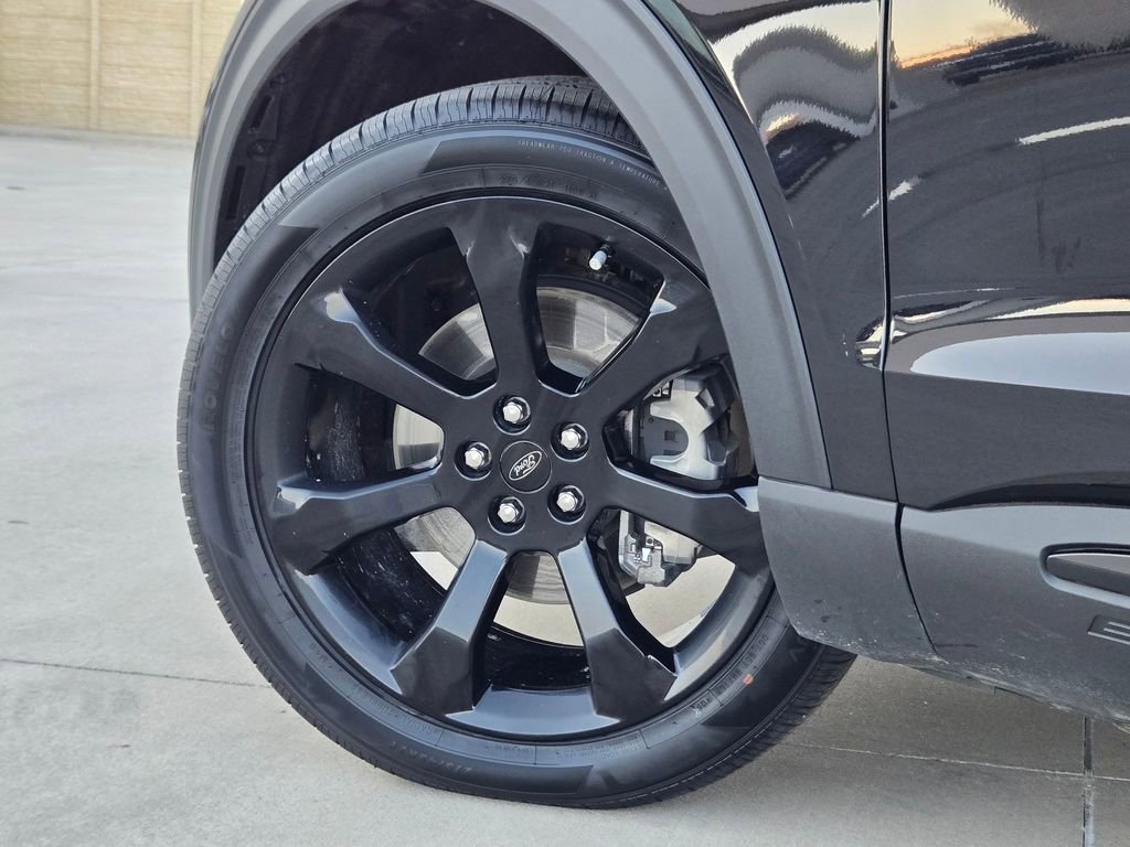 Used 2024 Ford Explorer ST-Line w/ Class IV Trailer Tow Package image 33