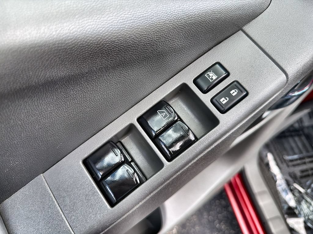 Used 2019 Nissan Frontier SV AWD/4WD image 15