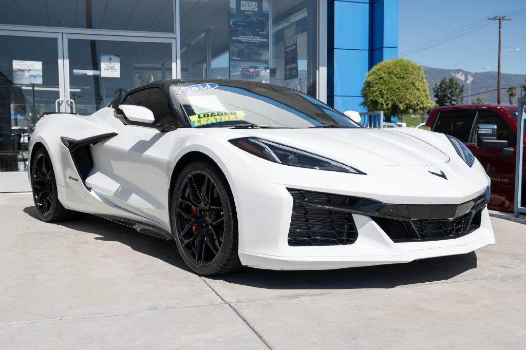 Used 2024 Chevrolet Corvette Z06 w/ Stealth Interior Trim Package