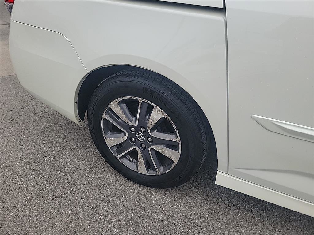 Used 2015 Honda Odyssey Touring Elite image 38