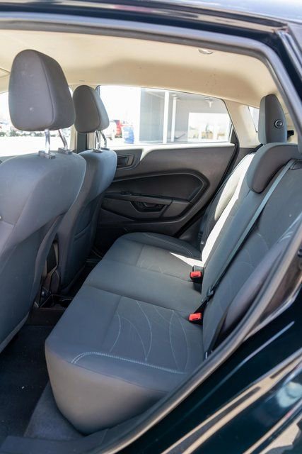 Used 2018 Ford Fiesta SE image 11