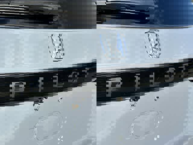 Used 2023 Honda Pilot Touring image 30