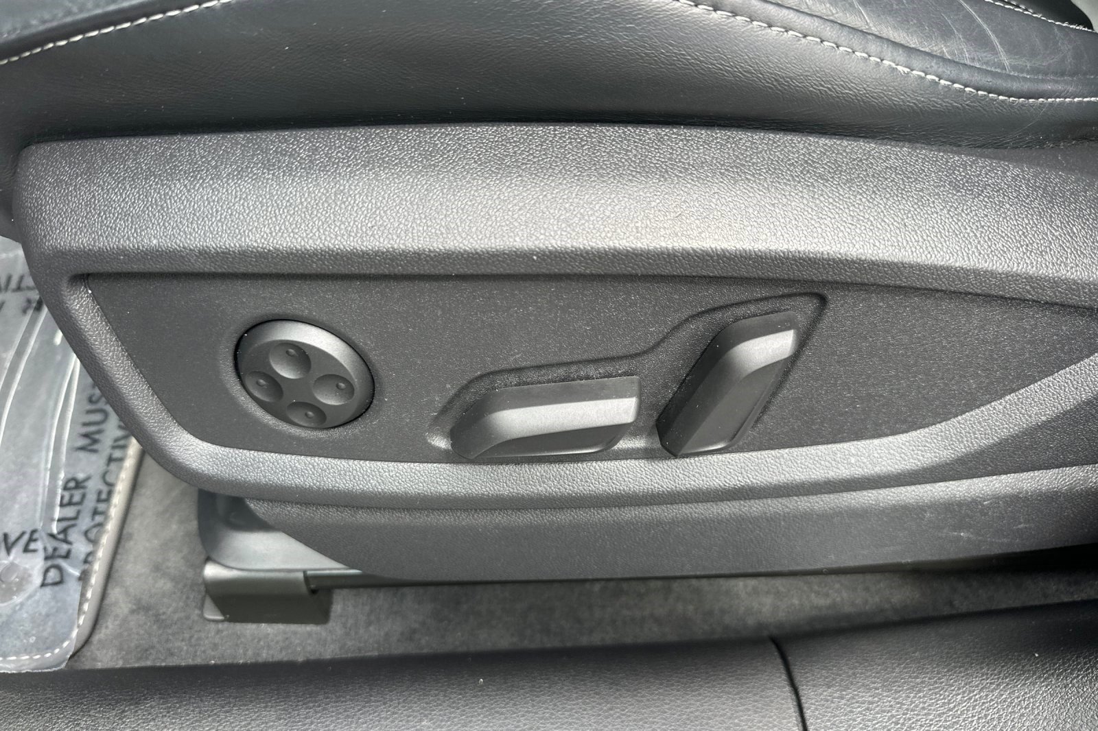 Used 2023 Audi SQ5 Premium Plus w/ Premium Plus Package AWD/4WD image 14