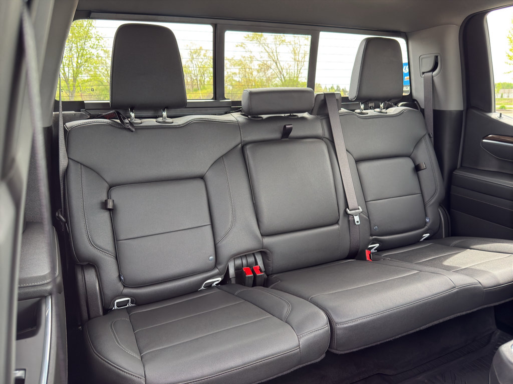 Used 2025 Chevrolet Silverado 1500 LT Trail Boss w/ Convenience Package II AWD/4WD image 47