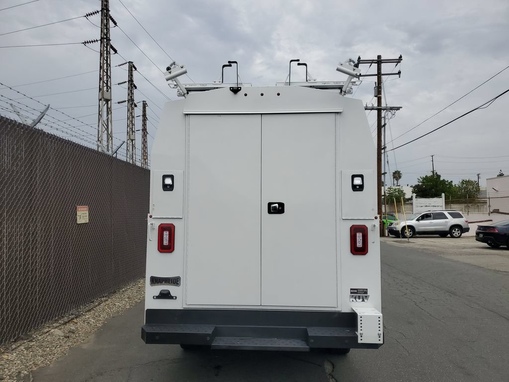Used 2024 Chevrolet Express 3500 w/ Power Convenience Package RWD image 5