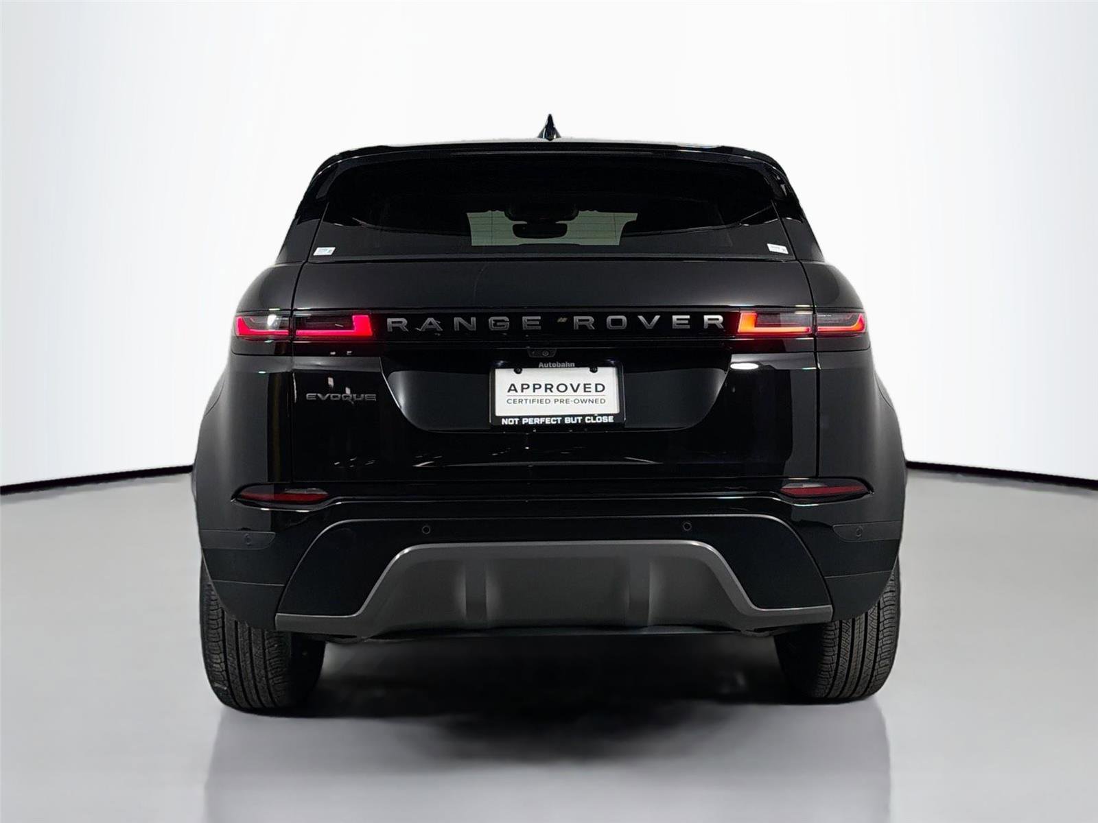 Certified 2025 Land Rover Range Rover Evoque S AWD/4WD image 6