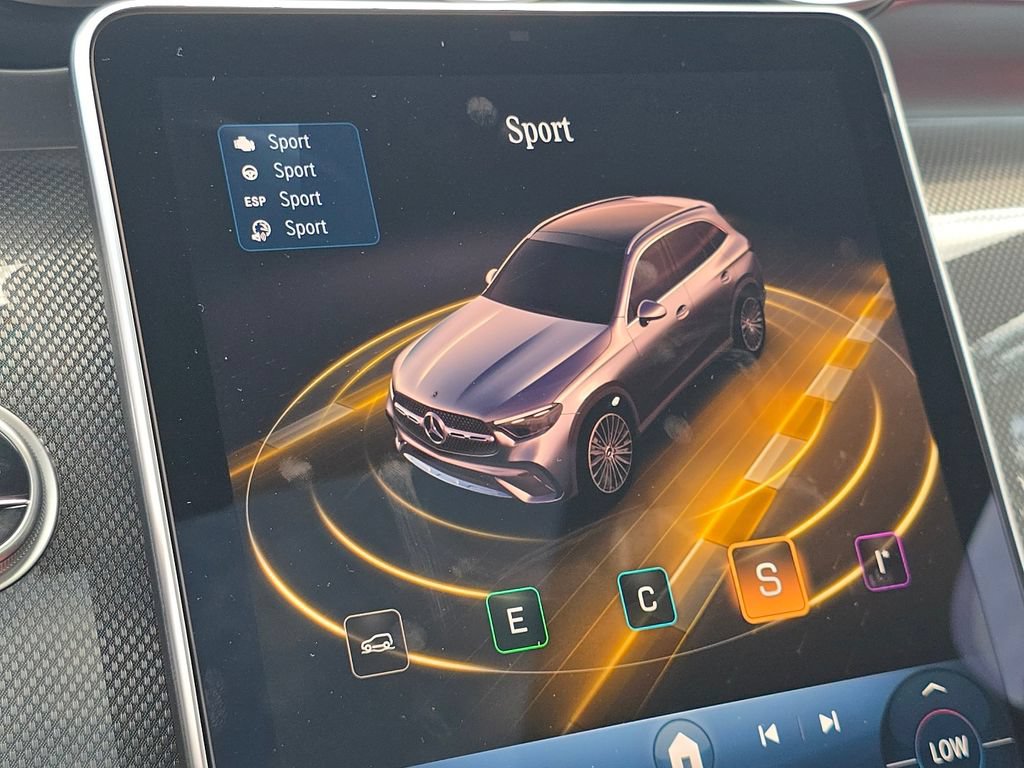New 2027 Mercedes-Benz GLC 300 4MATIC image 32