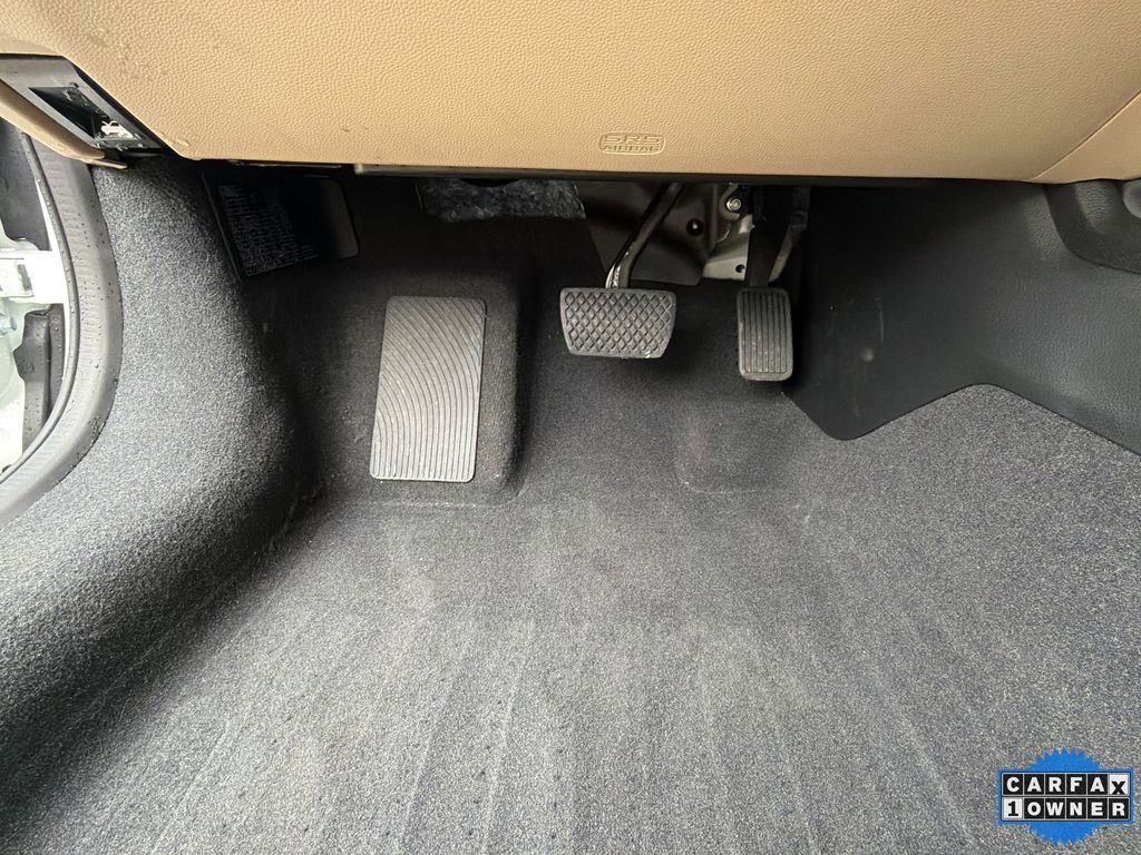 Used 2025 Acura TLX w/ Technology Package image 26