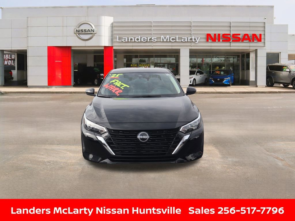 Used 2025 Nissan Sentra SV w/ Trunk Package image 11