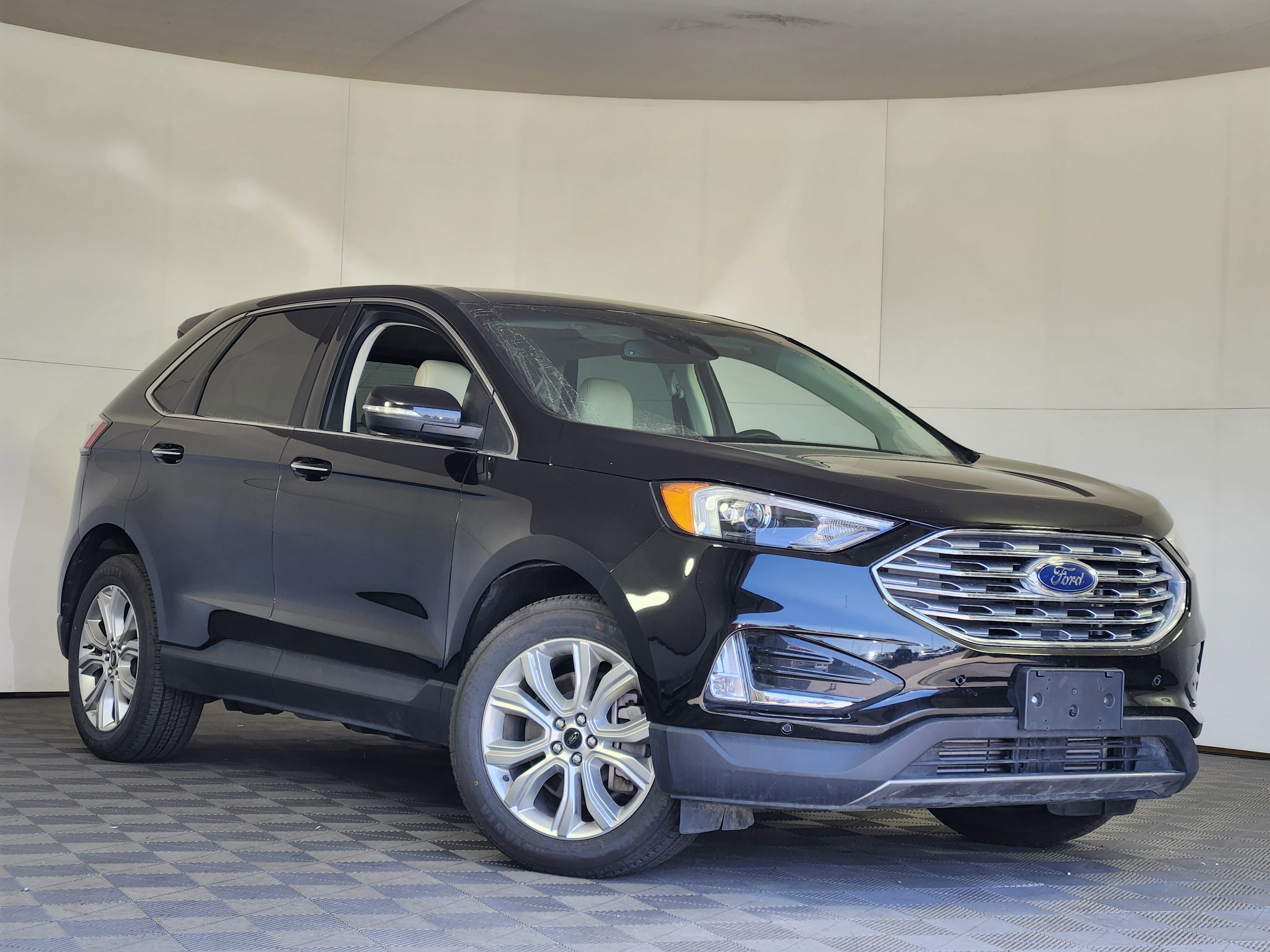 Used 2023 Ford Edge Titanium AWD/4WD image 1