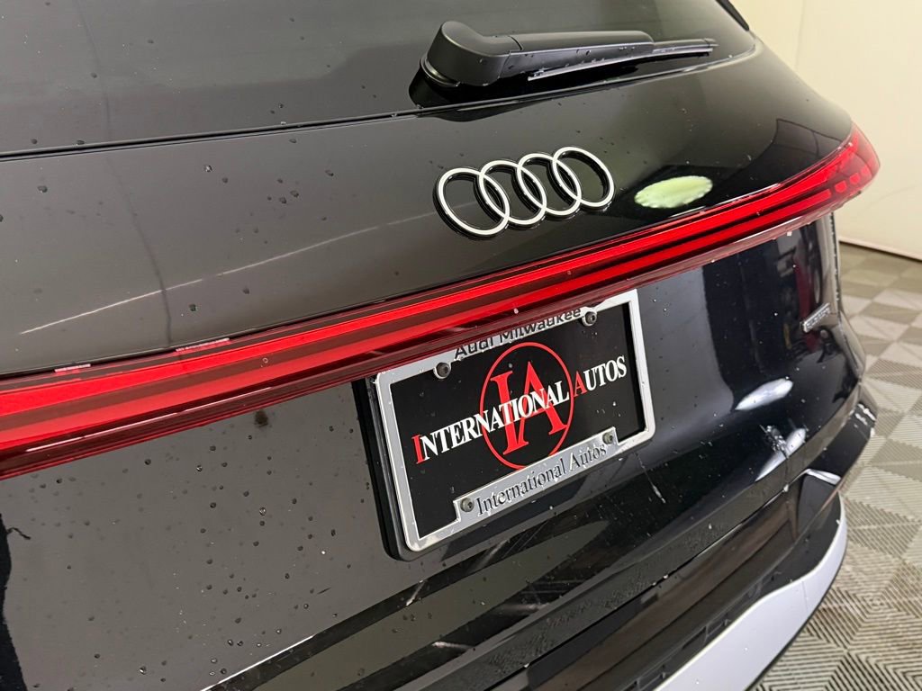 New 2025 Audi Q5 Premium Plus AWD/4WD image 13