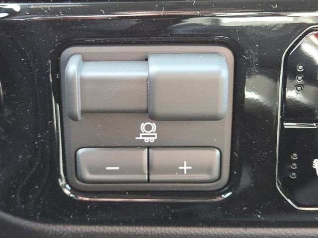 New 2026 GMC Sierra 1500 Elevation AWD/4WD image 8