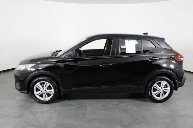 Certified 2025 Nissan Kicks Play S FWD image 12