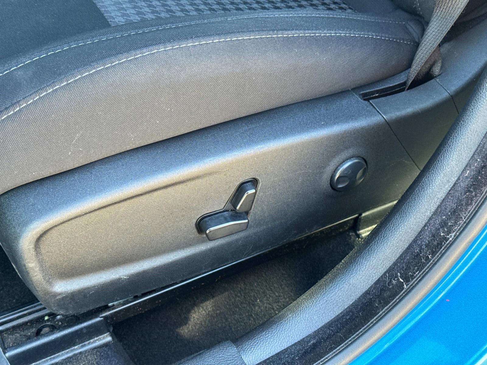 Certified 2023 Dodge Charger GT image 18