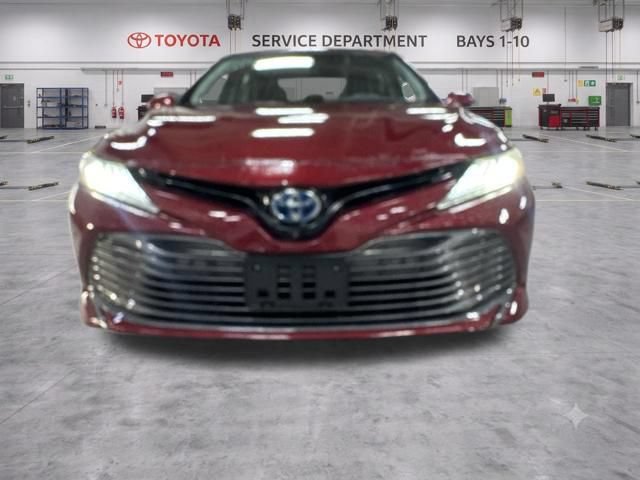 Used 2018 Toyota Camry XLE w/ Audio Package FWD image 3