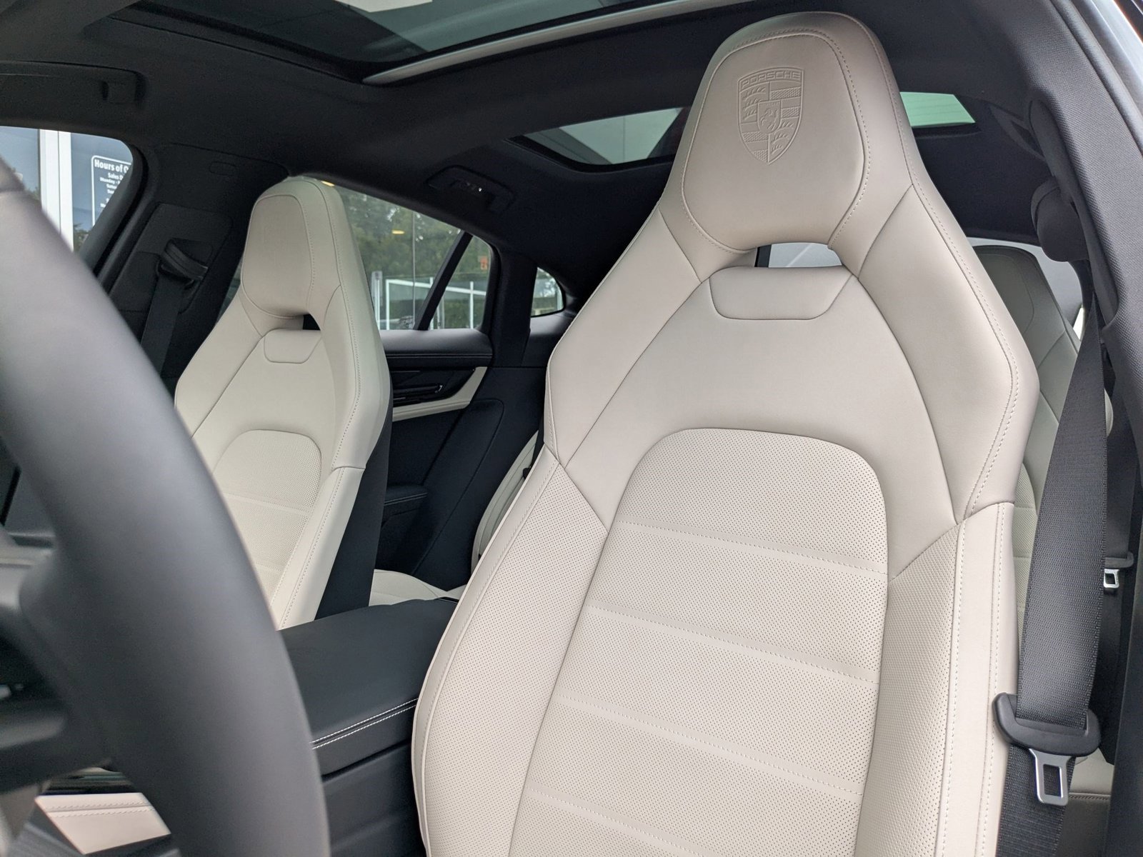 New 2025 Porsche Panamera image 5