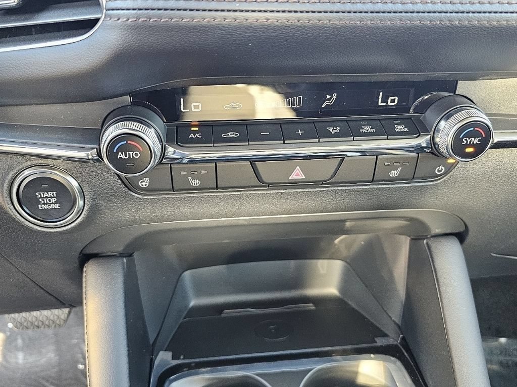 New 2026 MAZDA MAZDA3 2.5 Turbo Sedan w/Premium Plus AWD/4WD image 18