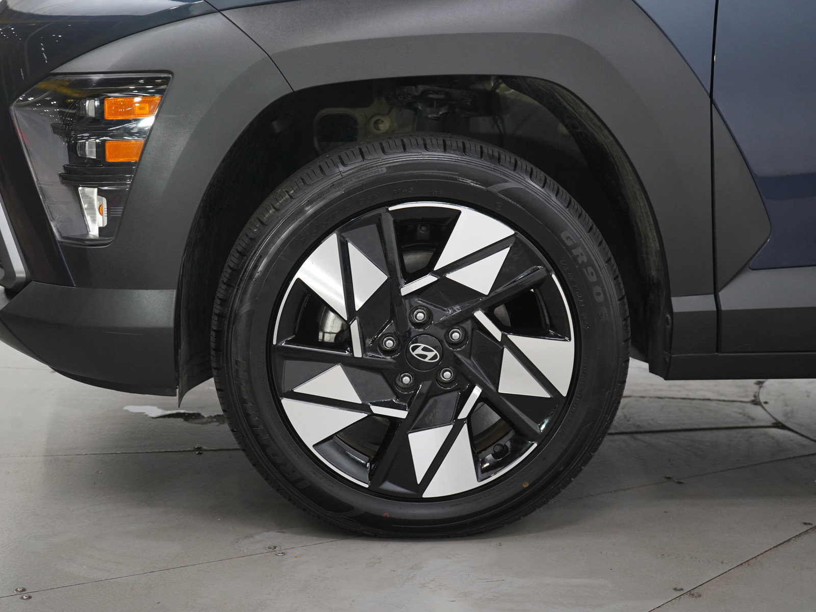 Used 2024 Hyundai Kona SEL image 29