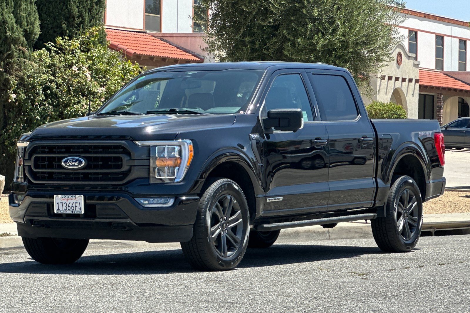 Used 2023 Ford F150 XLT w/ Equipment Group 302A High AWD/4WD image 8