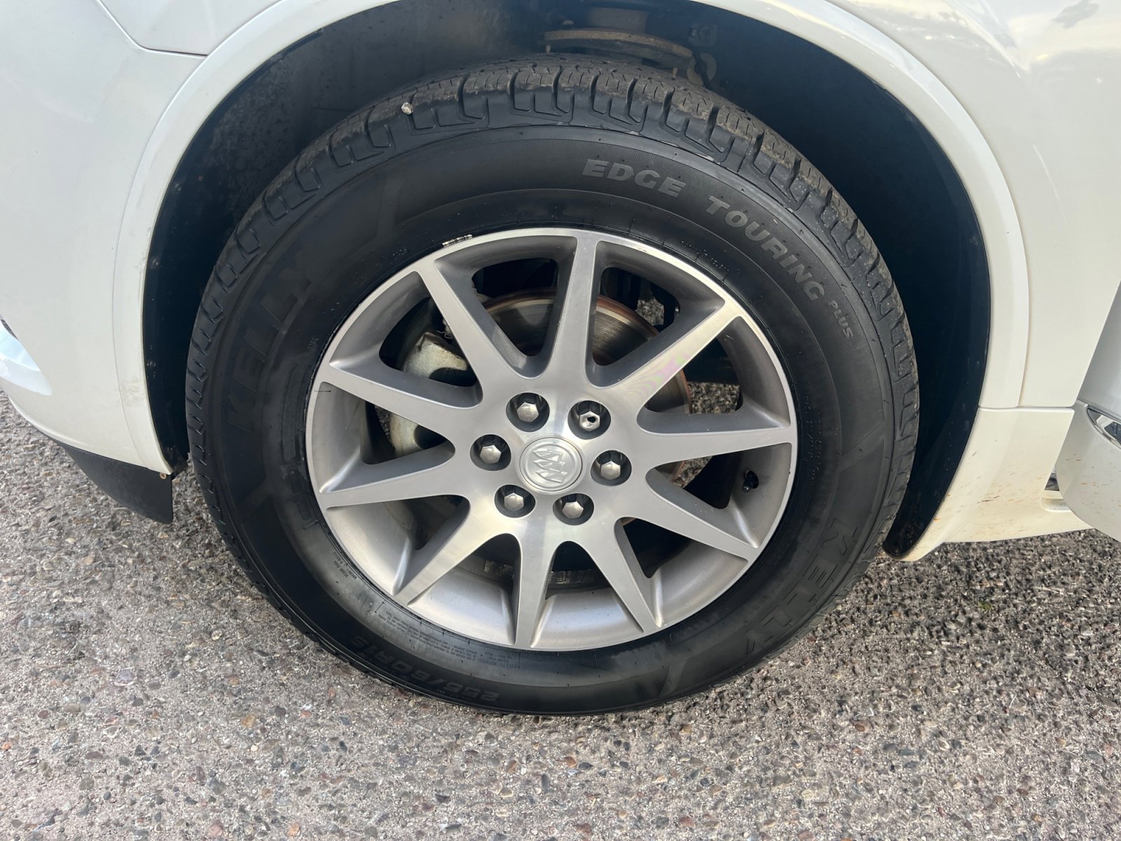 Used 2017 Buick Enclave Leather image 26