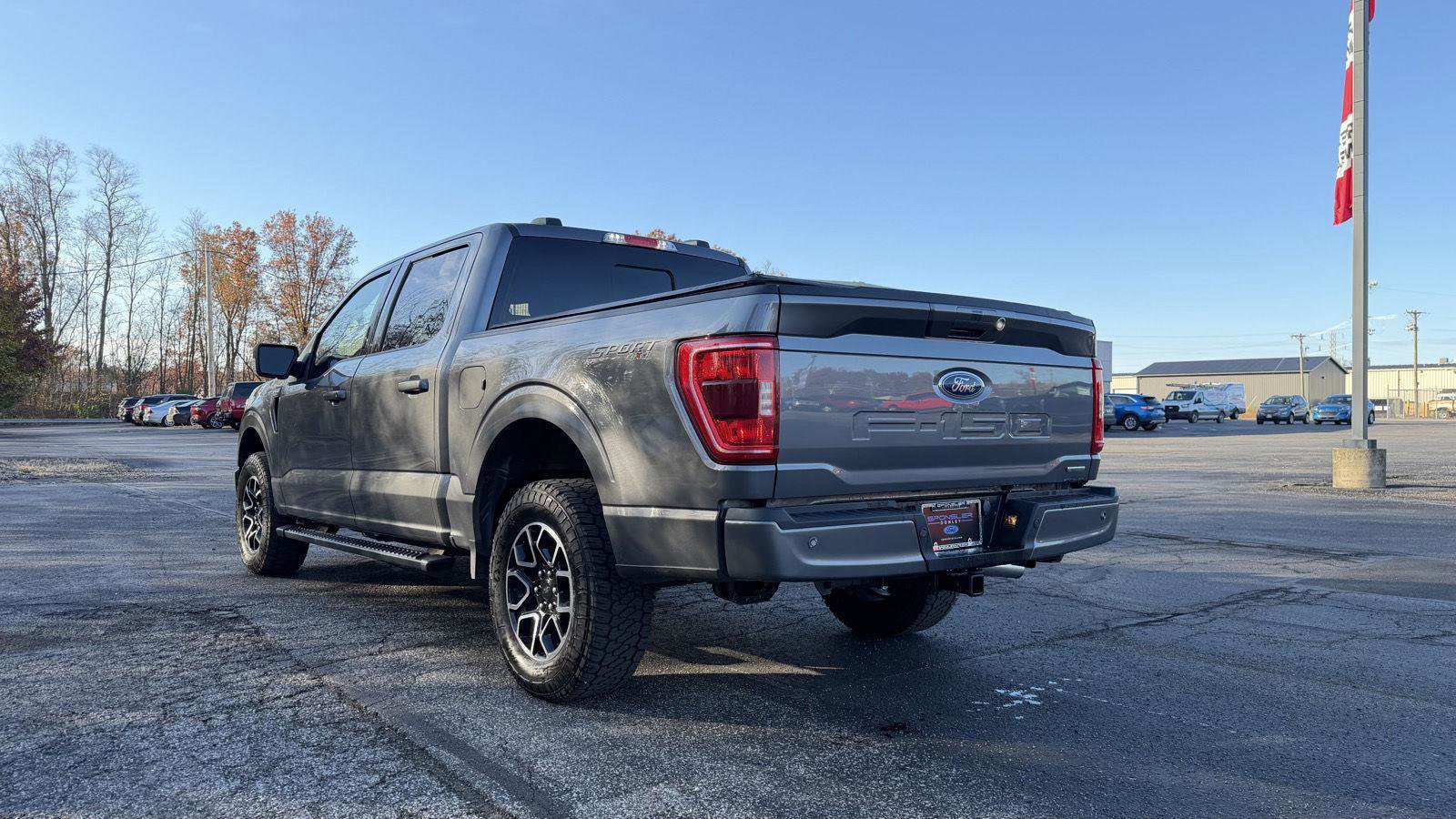 Used 2022 Ford F150 XLT w/ Equipment Group 302A High image 35